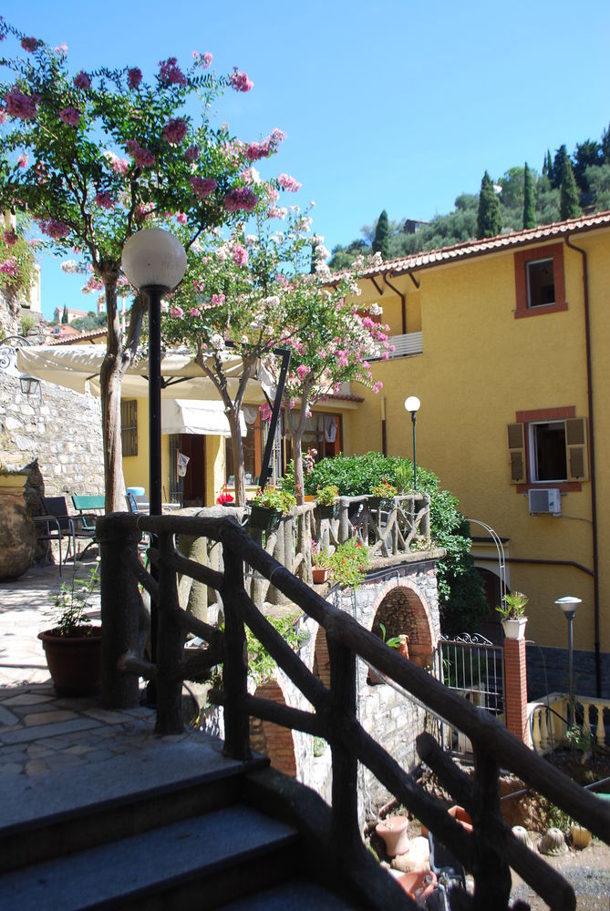 Hotel San Nicola Alassio Extérieur photo